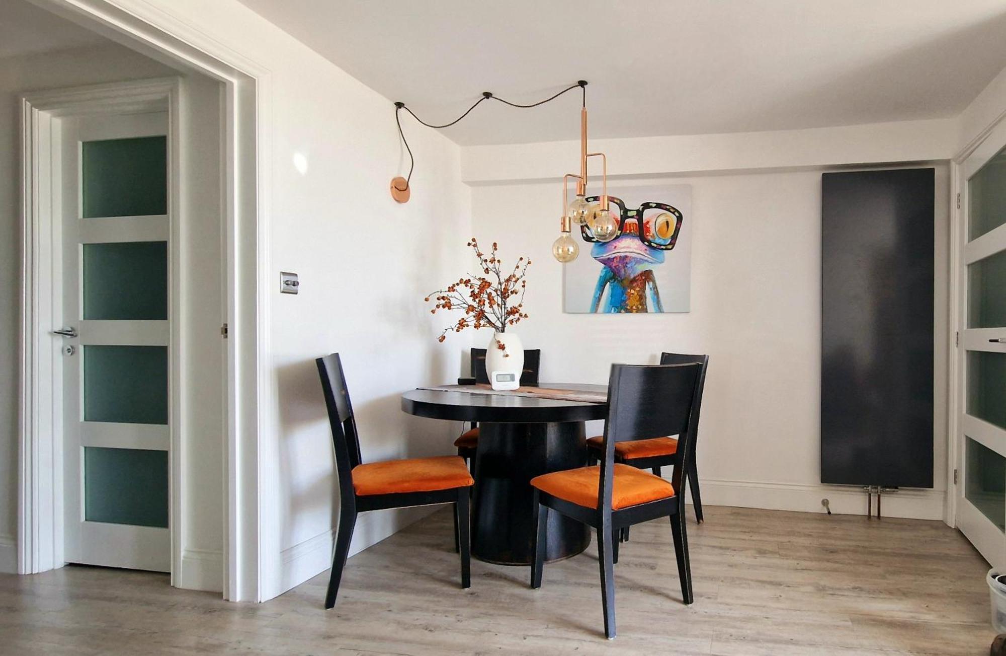 Apartment Molly Marine - Bespoke 2 Bedroom Courtyard - 1 Minute From Pier Brighton