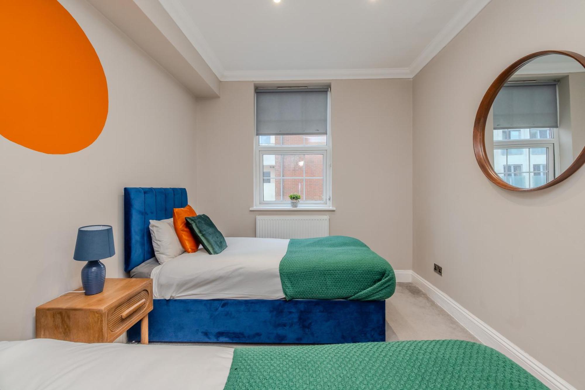 Beautiful 2 Bedroom Flat Next To & North Lanes Apartment Brighton