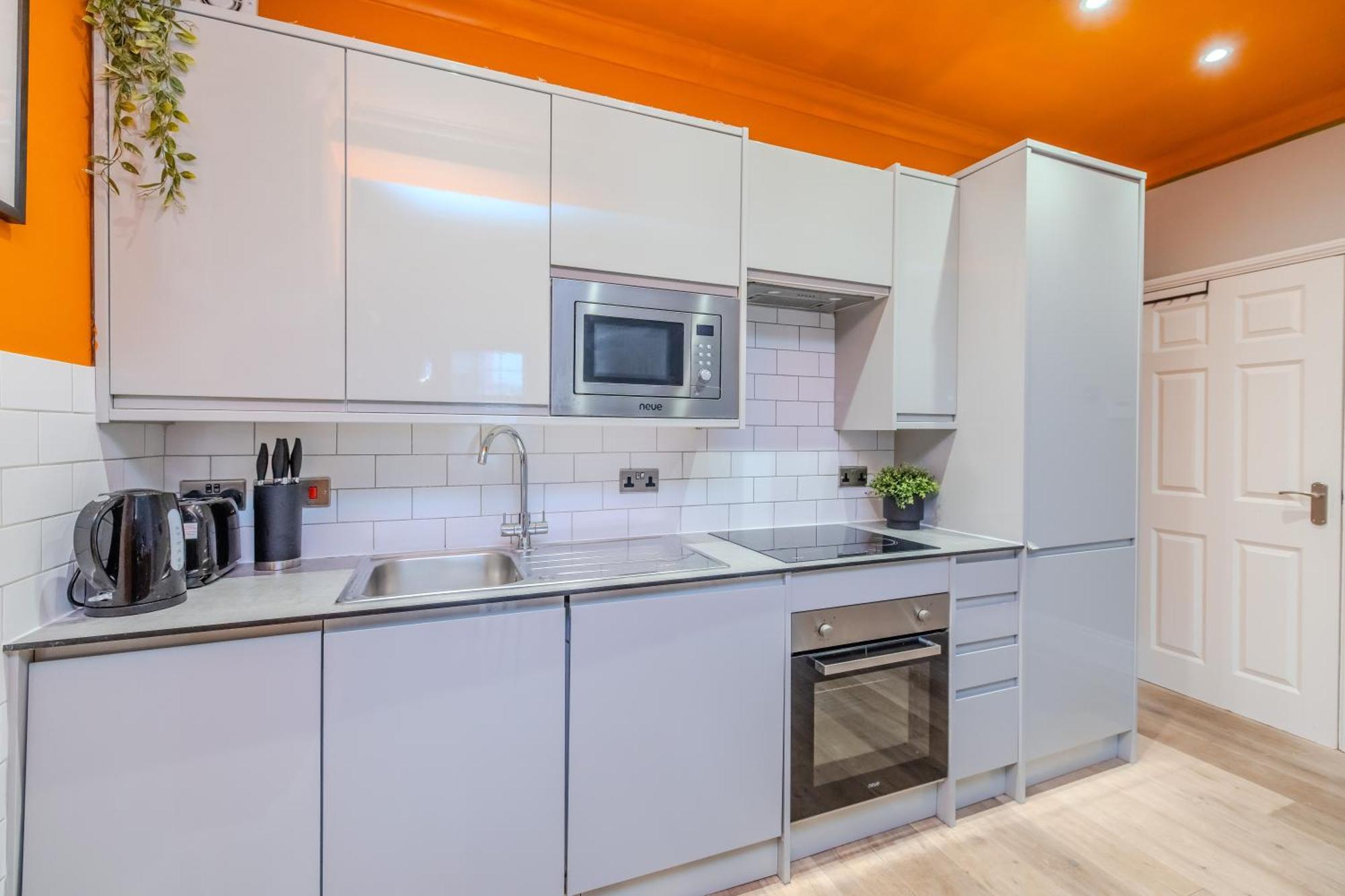 Beautiful 2 Bedroom Flat Next To & North Lanes Apartment Brighton