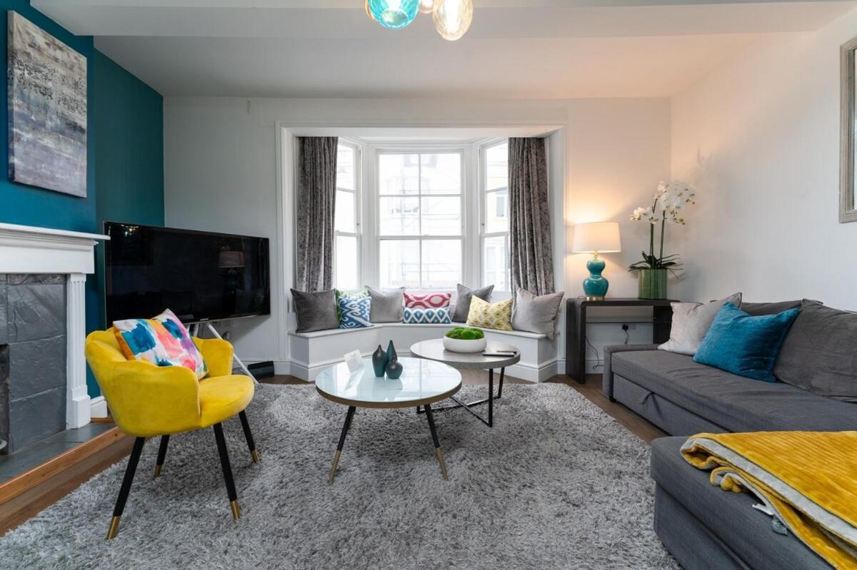 Holiday home Host & - Rooftop Views On Little Preston