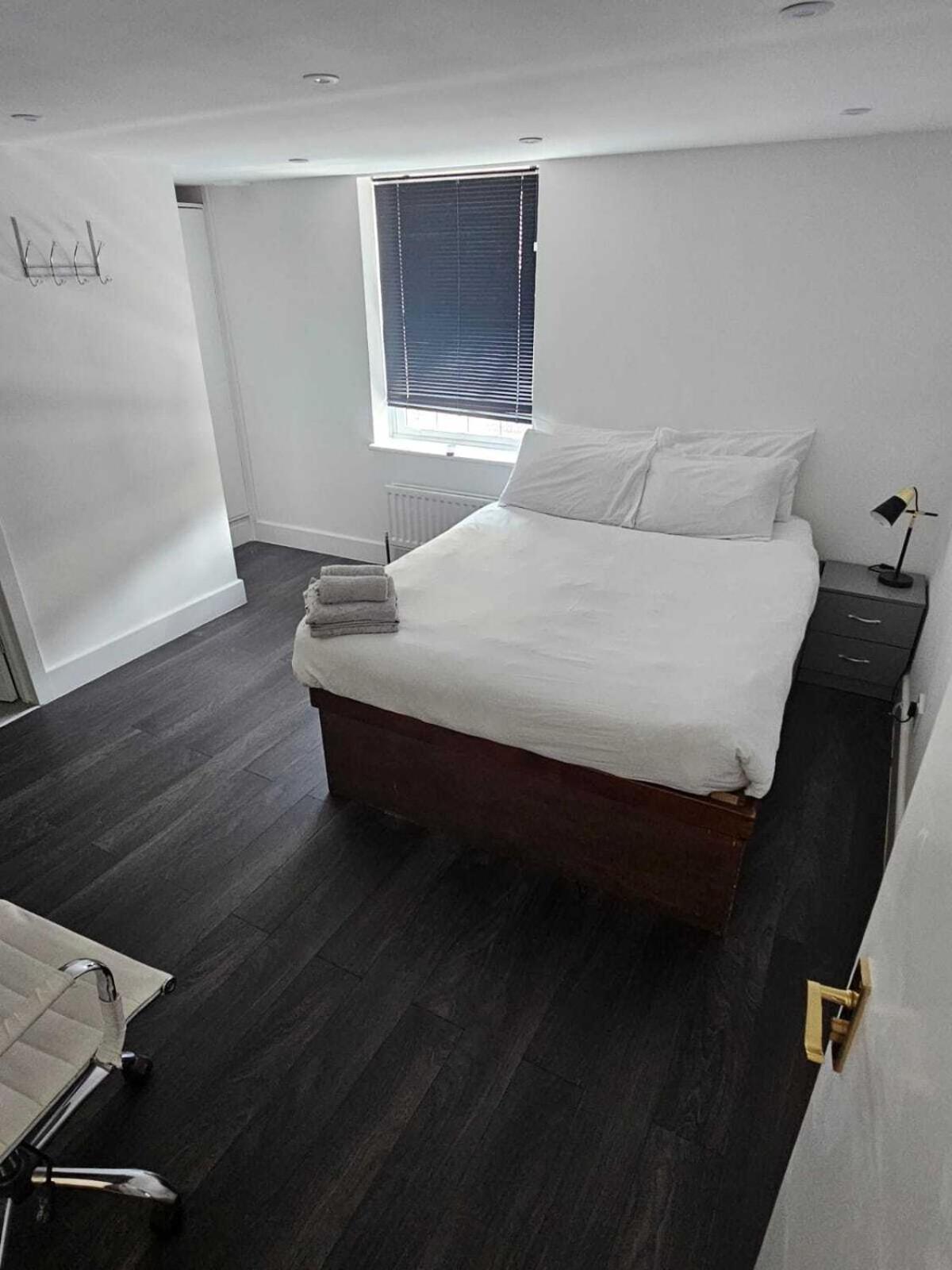 Apartment Queens Place - 3 Bedroom *