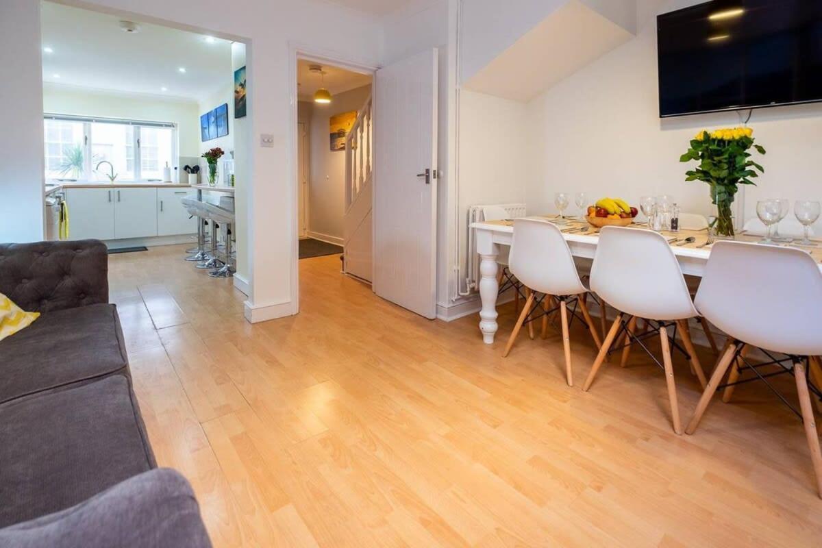 Host & - Royal Crescent Townhouse Holiday home *