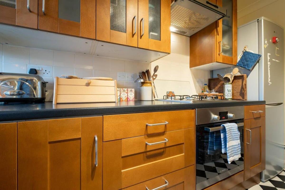 Host & - Tivoli Garden Flat Brighton