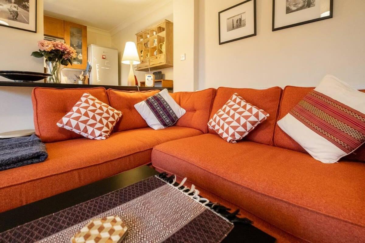 Apartment Host & - Tivoli Garden Flat