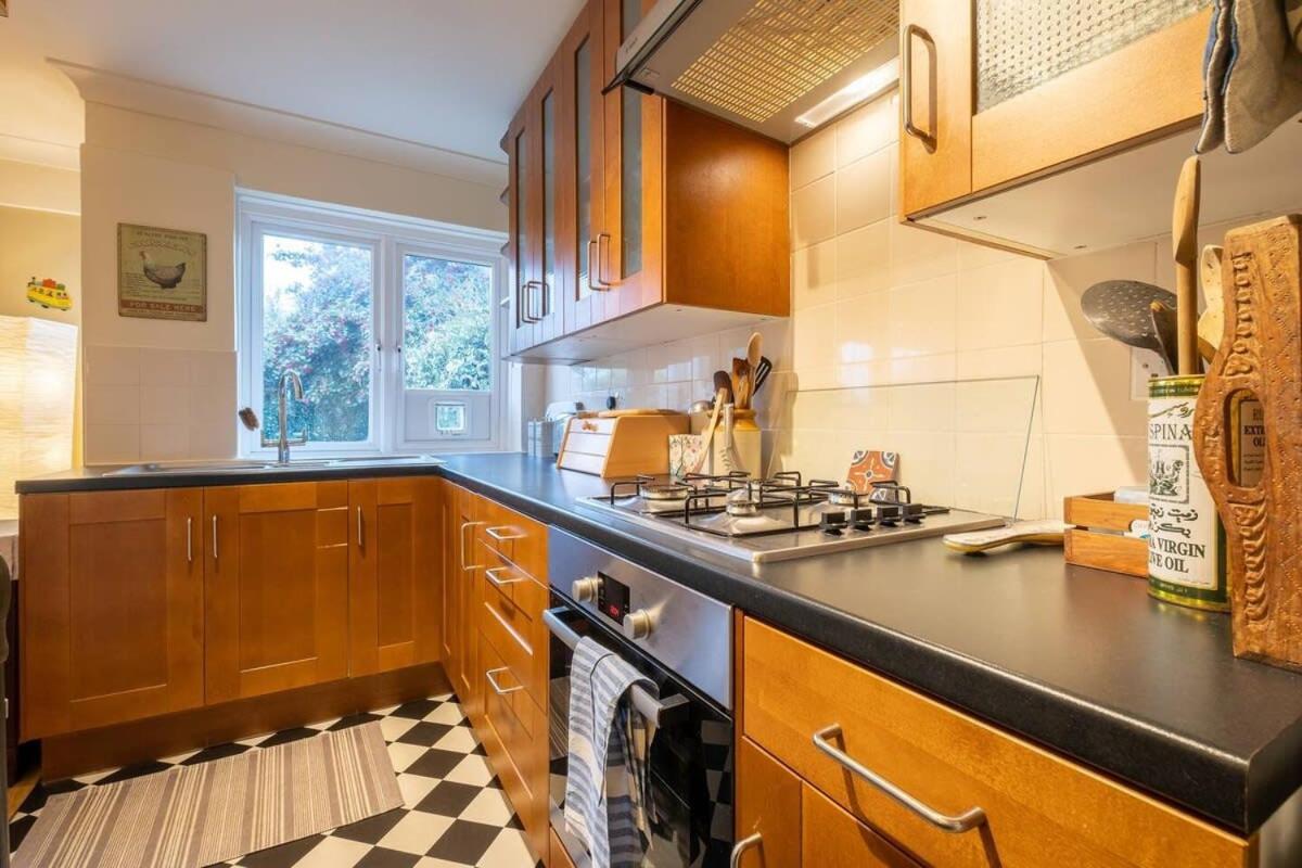 Apartment Host & - Tivoli Garden Flat *