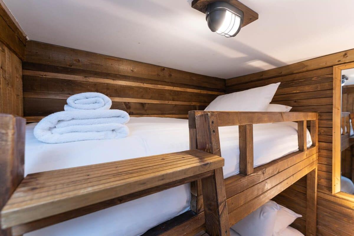 Host & - Grafton Woodshack Apartment *