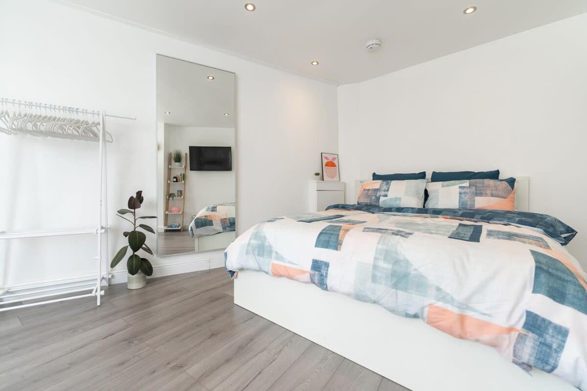 Host & - Islingword Holiday home