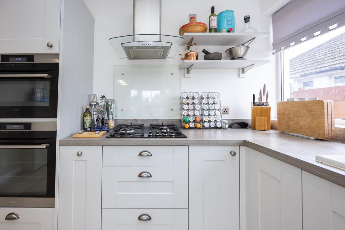 Host & - Downs Valley House Holiday home *