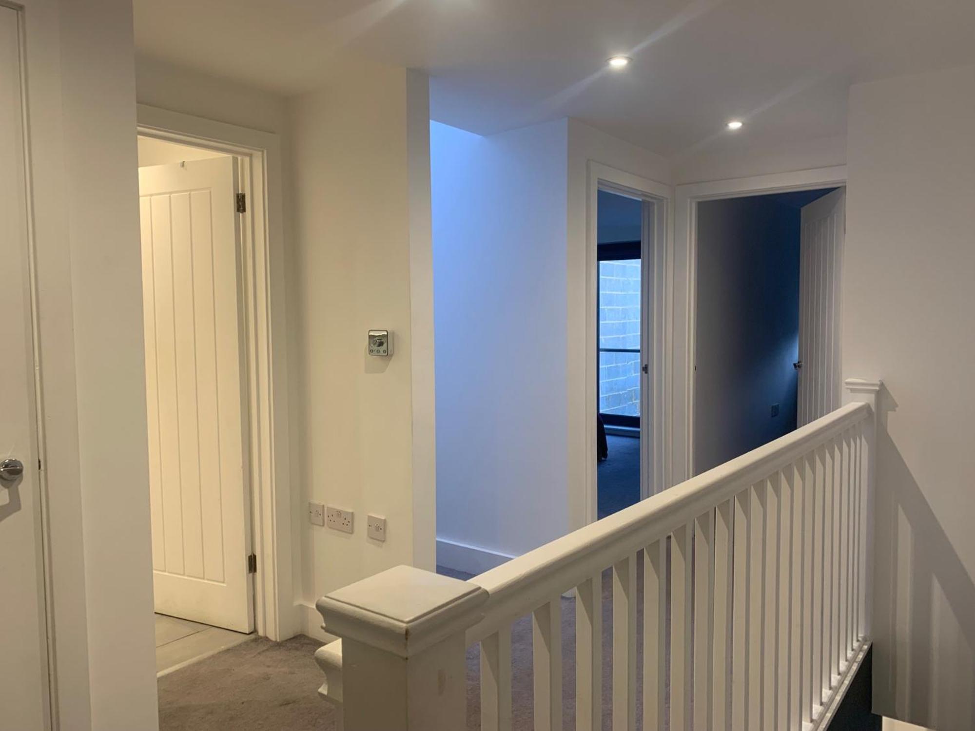 Large Contemporary Lanes Pass The Keys Apartment Brighton