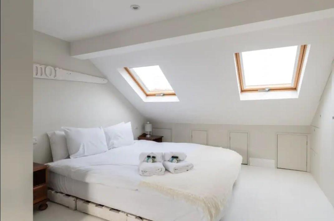 Holiday home Four Bedroom House By Brookland Serviced Short Lets & With Free Wifi
