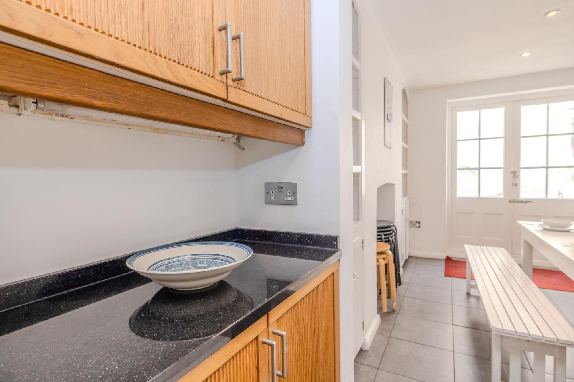 Perfect Seaside Getaway I Big Town House Next To I First Choice For Big Group & Family Brighton