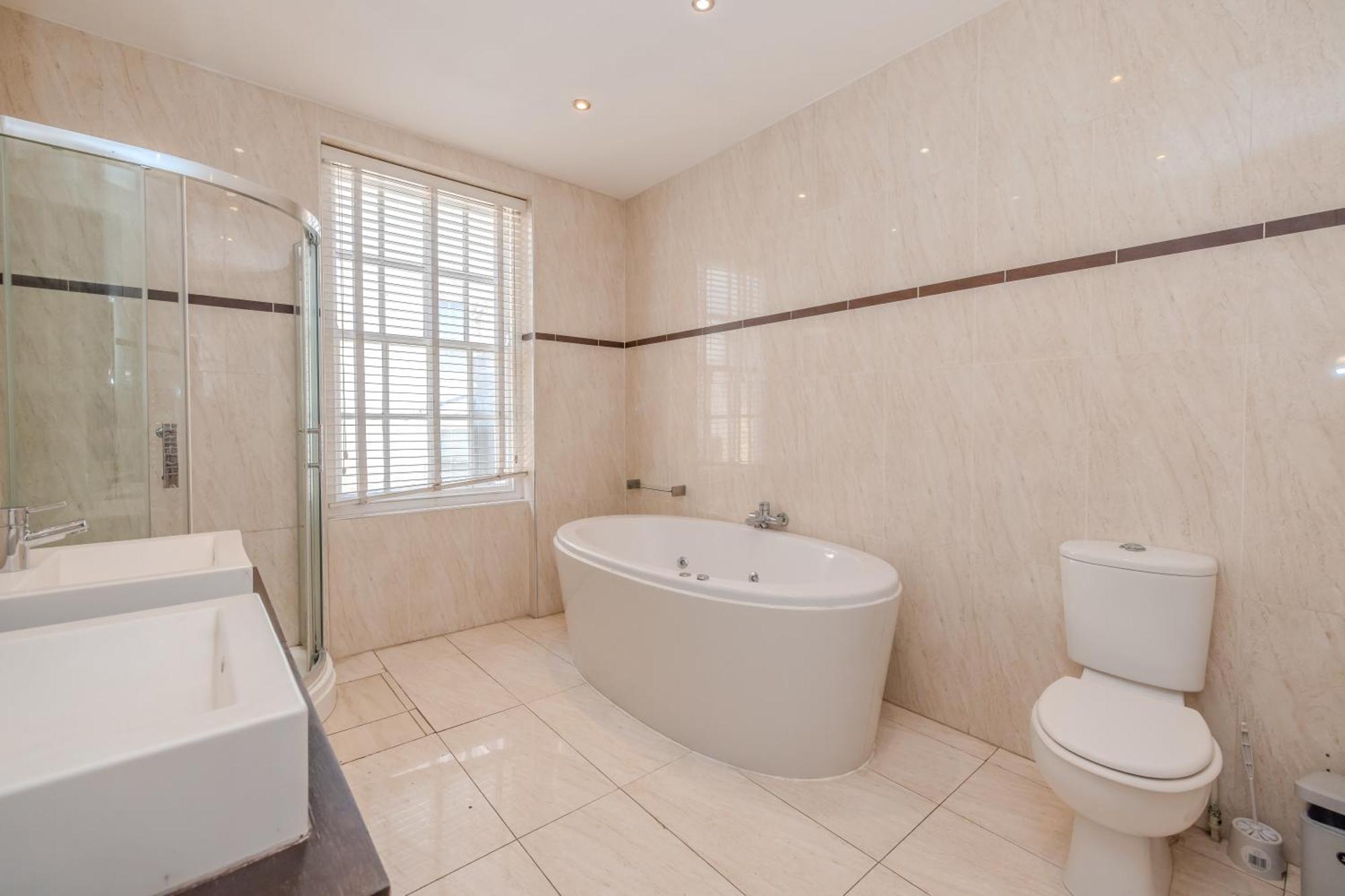 Perfect Seaside Getaway I Big Town House Next To I First Choice For Big Group & Family
