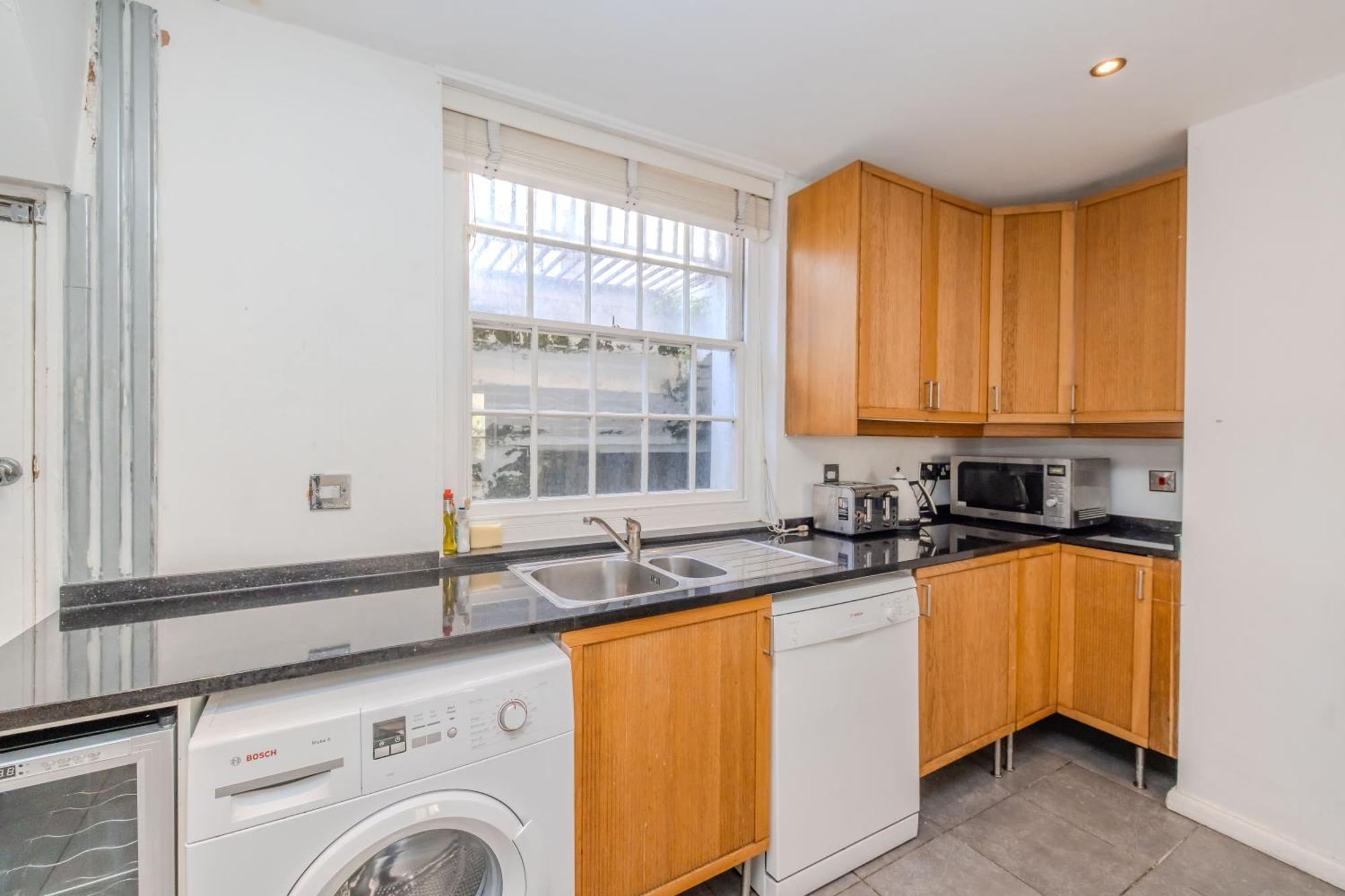 Perfect Seaside Getaway I Big Town House Next To I First Choice For Big Group & Family Apartment
