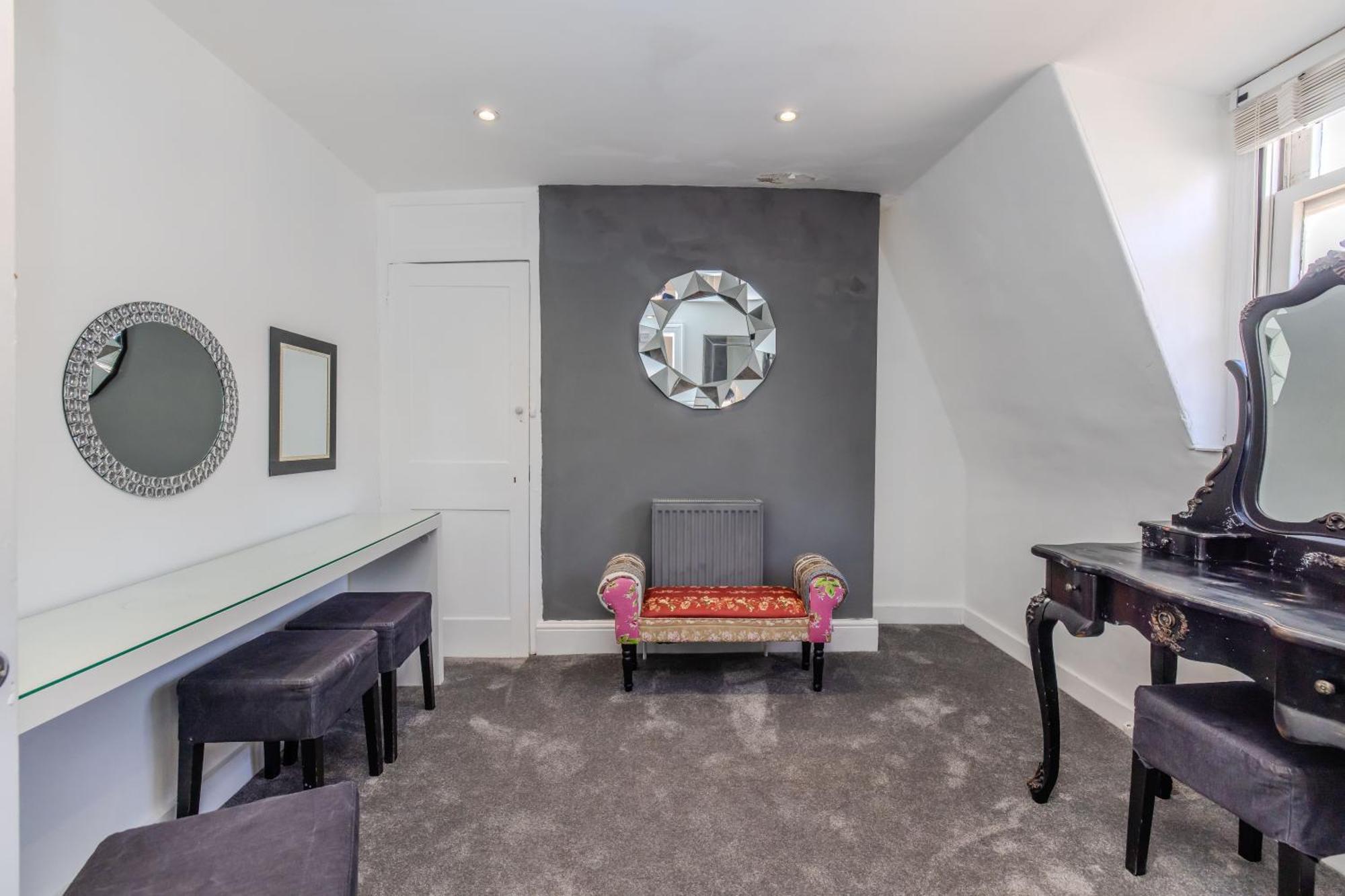 Perfect Seaside Getaway I Big Town House Next To I First Choice For Big Group & Family