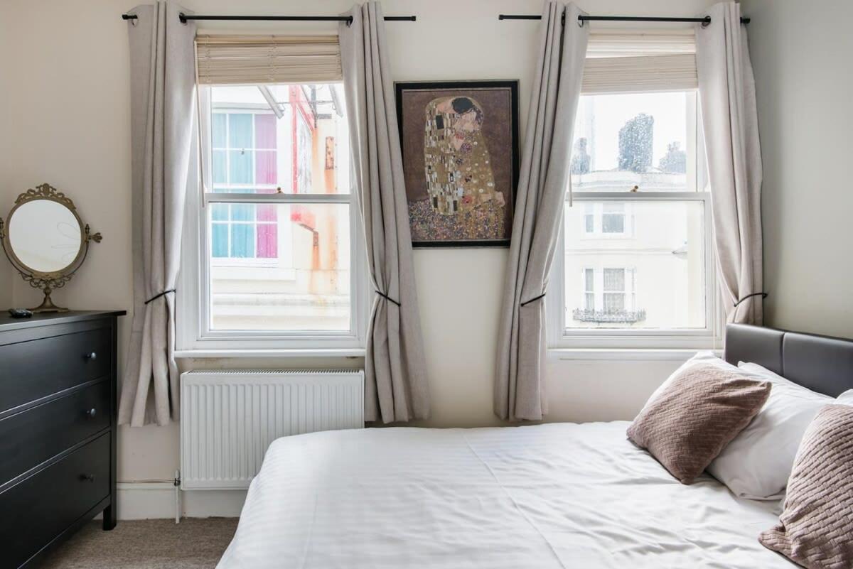 Regency Square Town House * Brighton