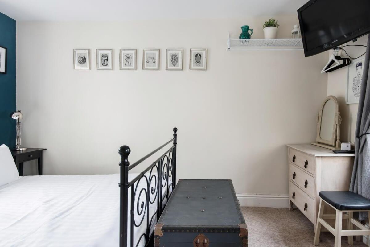 Regency Square Town House Holiday home *