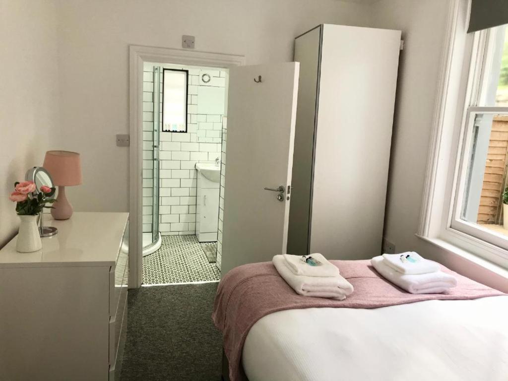 Holiday home 2 Bed 2 Bath & Terrace *