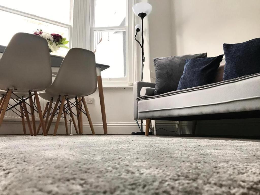 Holiday home 2 Bed 2 Bath & Terrace Brighton
