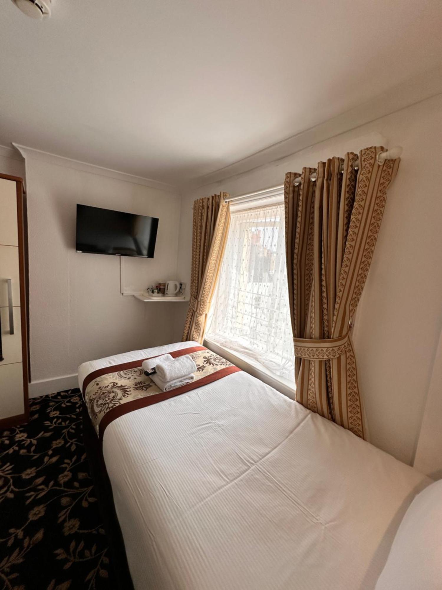 Guest house Andorra Guest 3*
