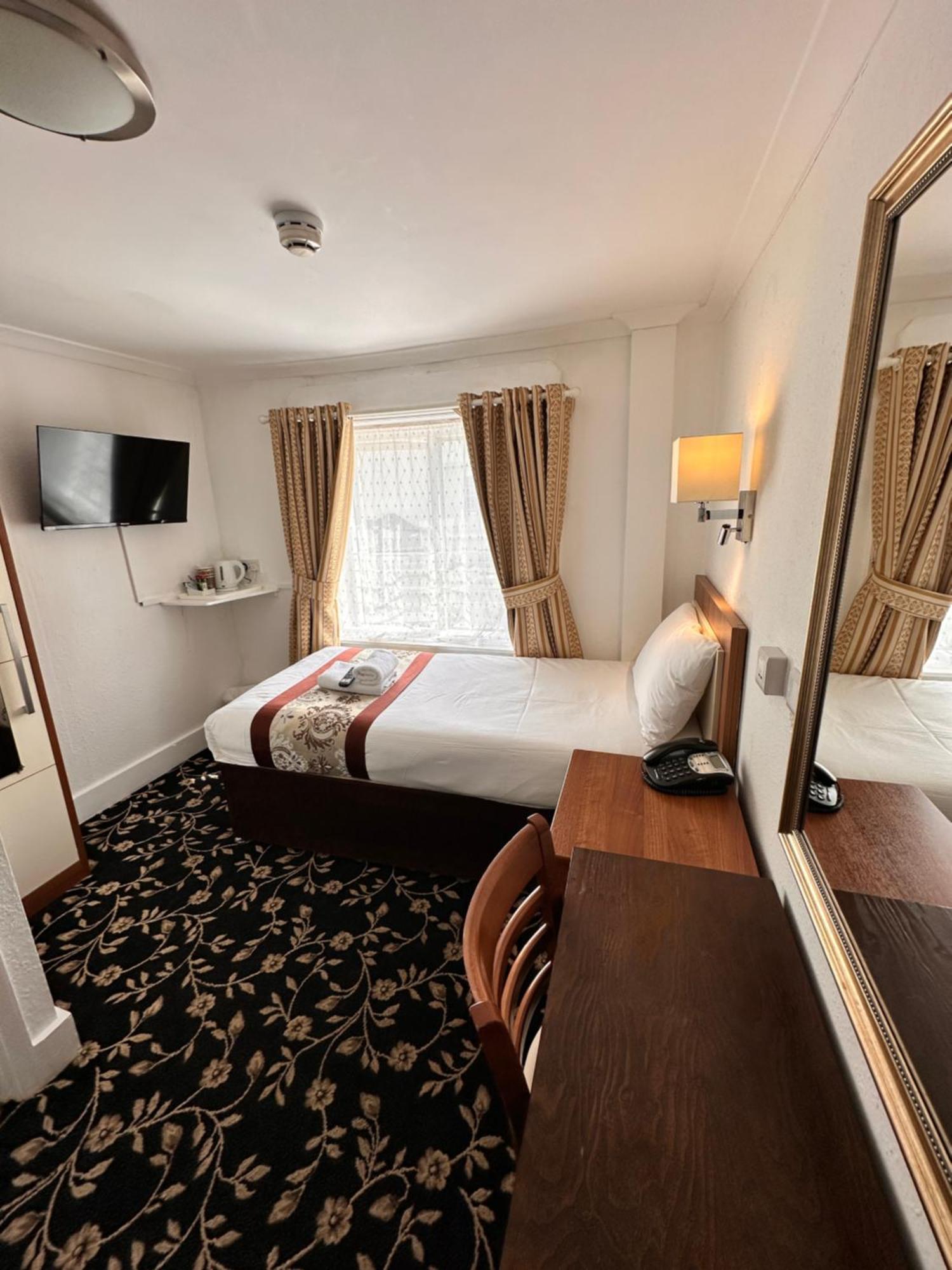 Andorra Guest 3*