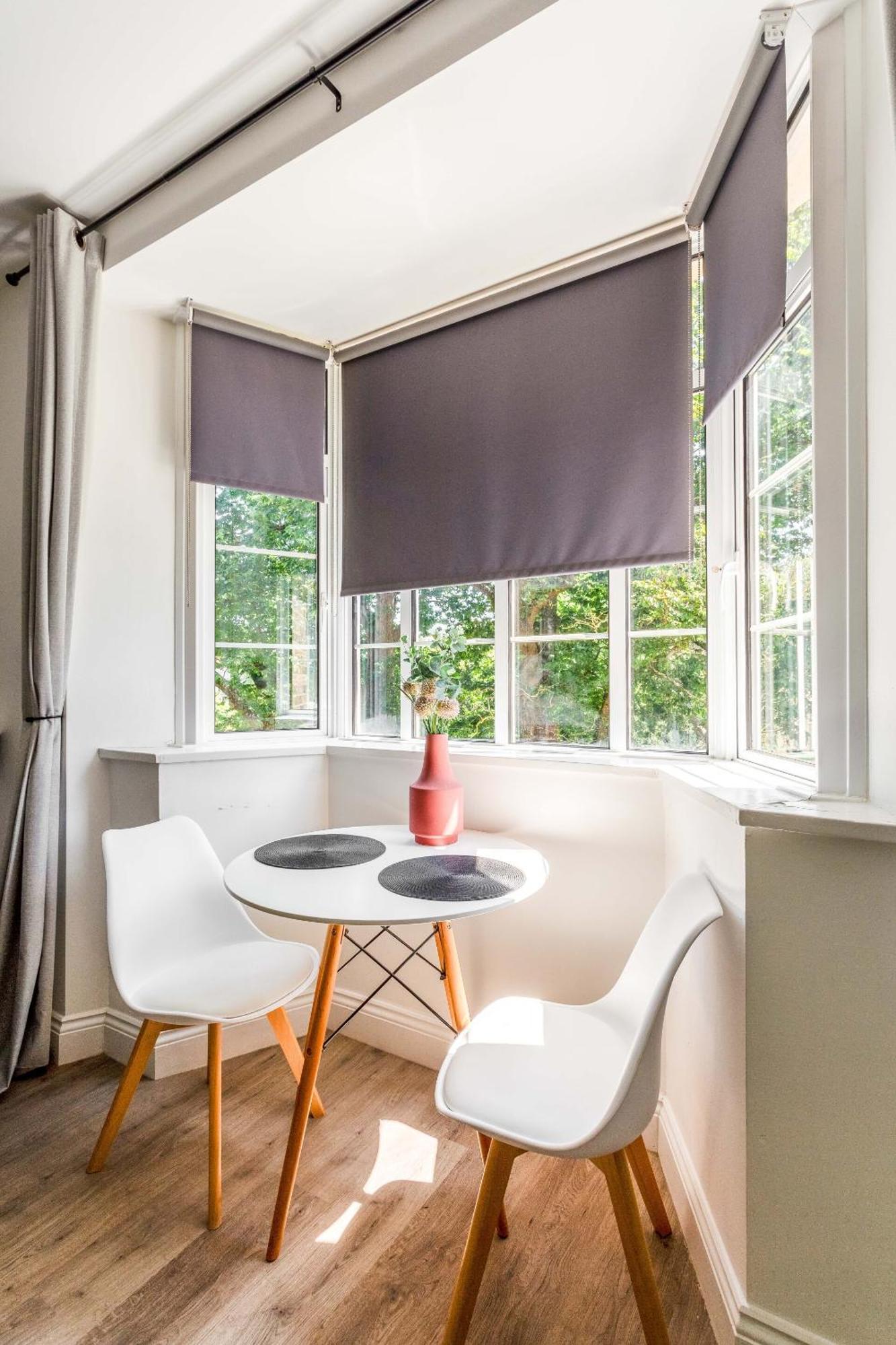 1 Bedroom By Humming Nest Short Lets & Serviced With Free Wifi *
