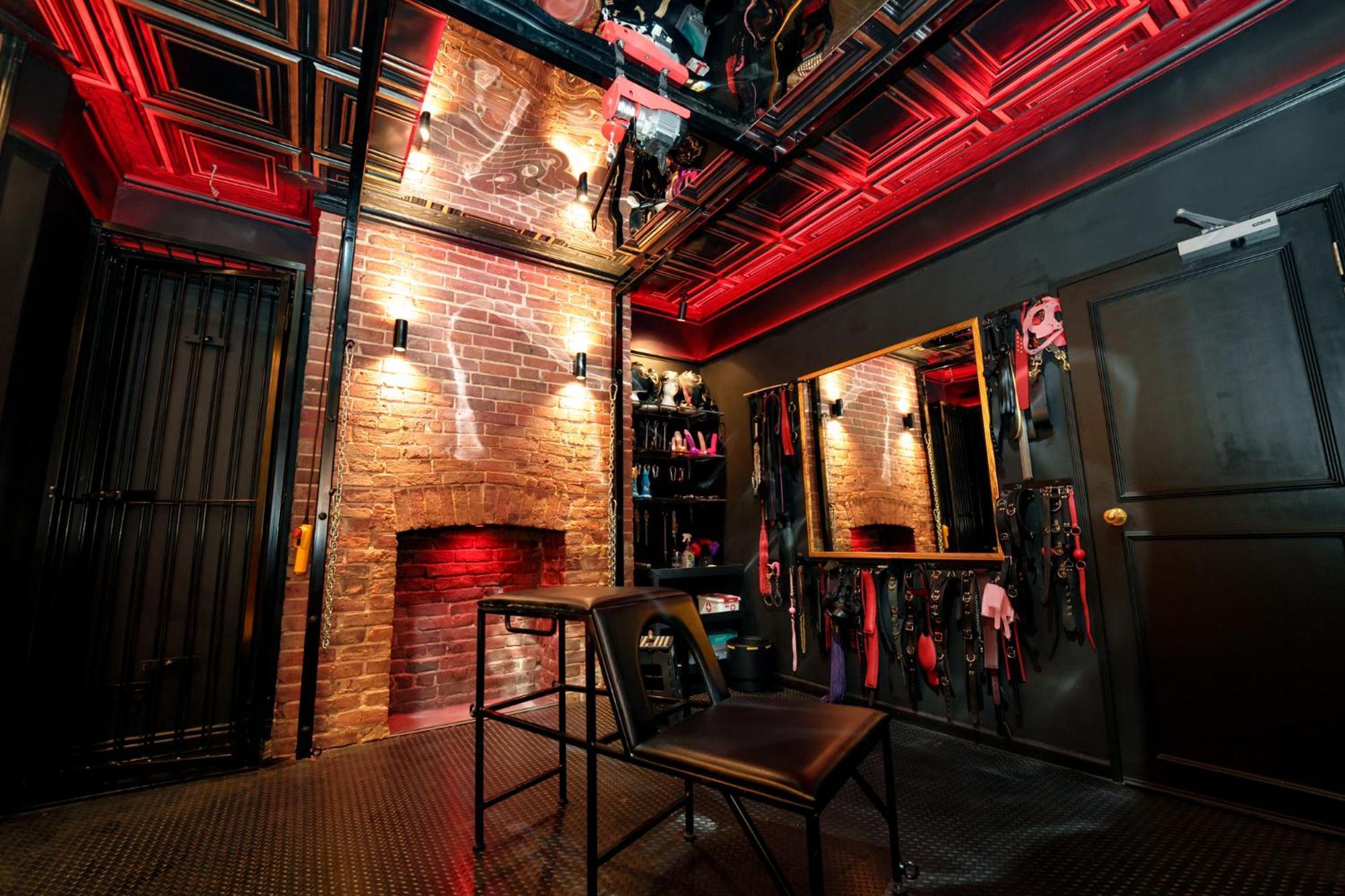 The Hidden Dungeon Apartment *