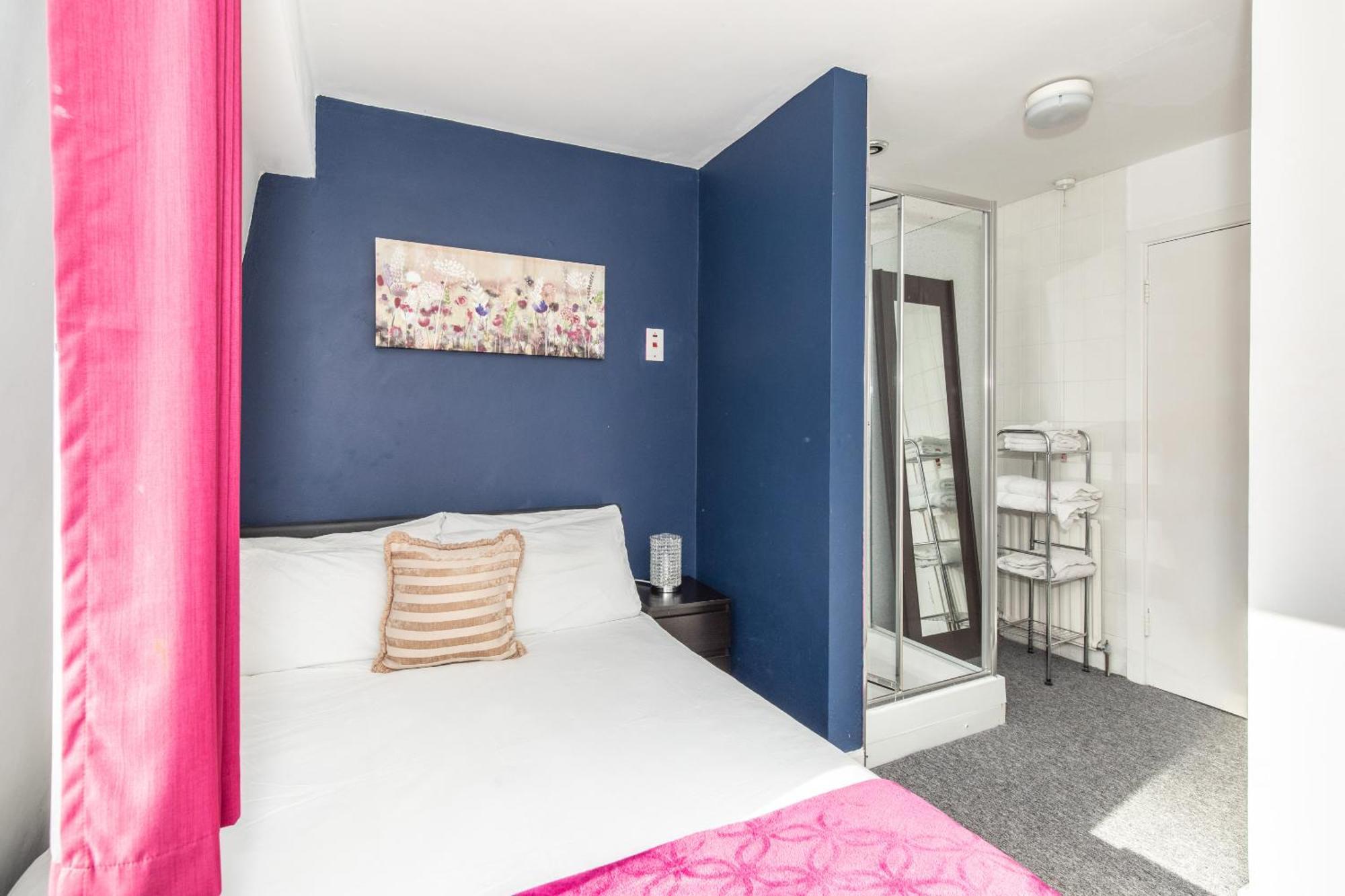 Best Location,4-Br House,Churchill Square Car Park & Sea-2 Min, Brighton Conference Centre 3 Min, Shops, Restaurants, I-360, Pier - Walking Distance Apartment *