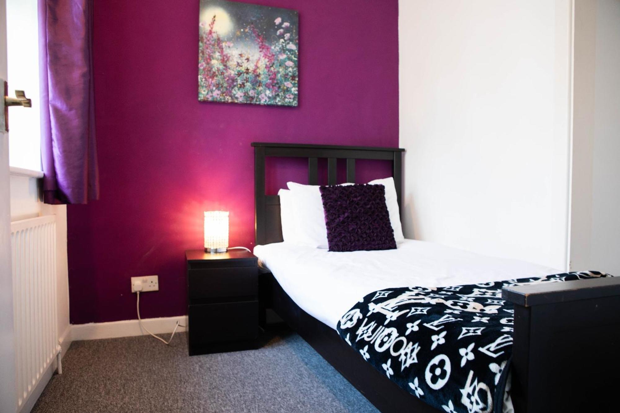 Best Location,4-Br House,Churchill Square Car Park & Sea-2 Min, Brighton Conference Centre 3 Min, Shops, Restaurants, I-360, Pier - Walking Distance Apartment