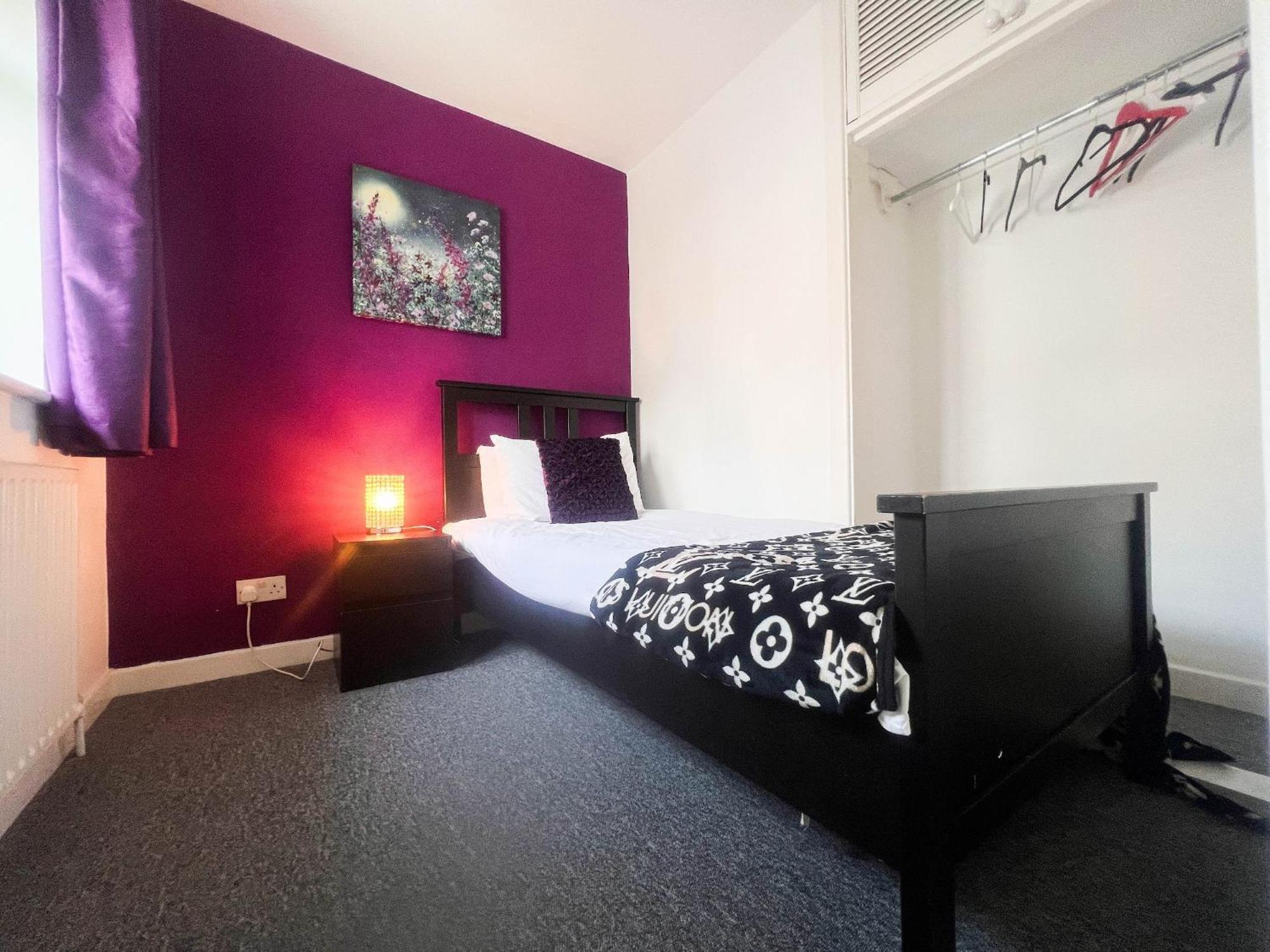 Apartment Best Location,4-Br House,Churchill Square Car Park & Sea-2 Min, Brighton Conference Centre 3 Min, Shops, Restaurants, I-360, Pier - Walking Distance Brighton