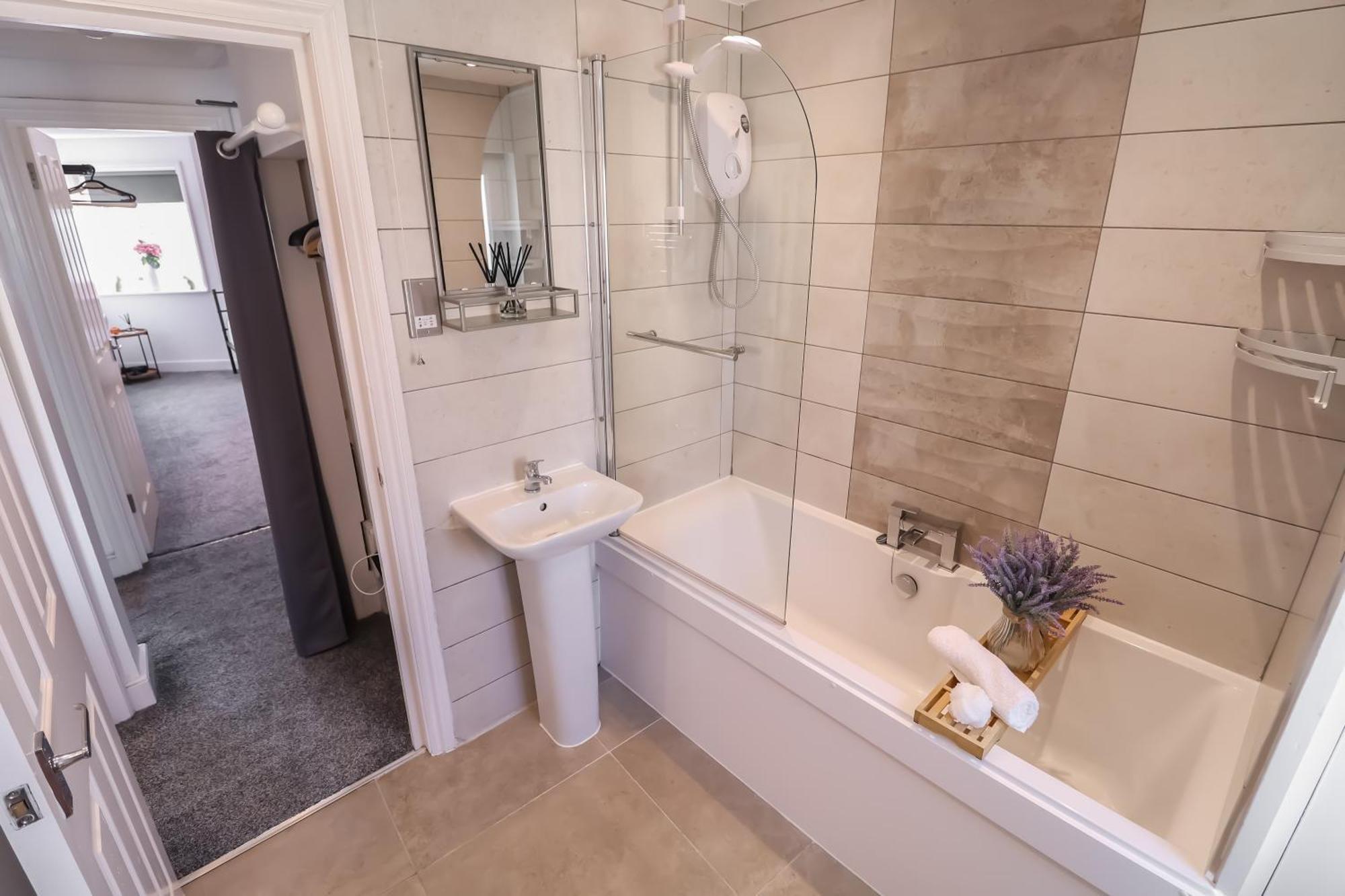 Floor Penthouse - Sleeps 6 Apartment