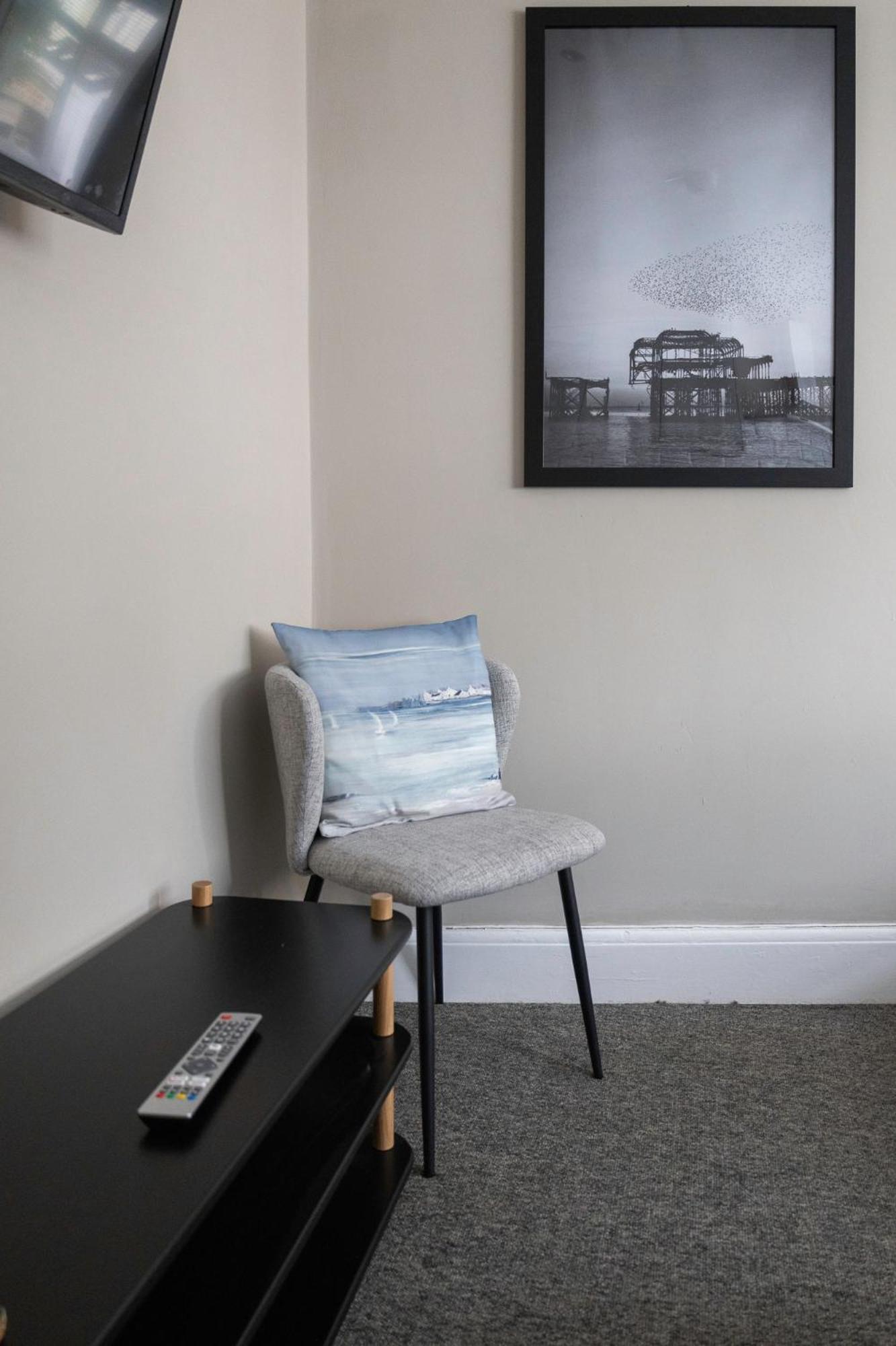 Apartment 3 Bed, 3 Bath - By Primal Estates Short Lets In *