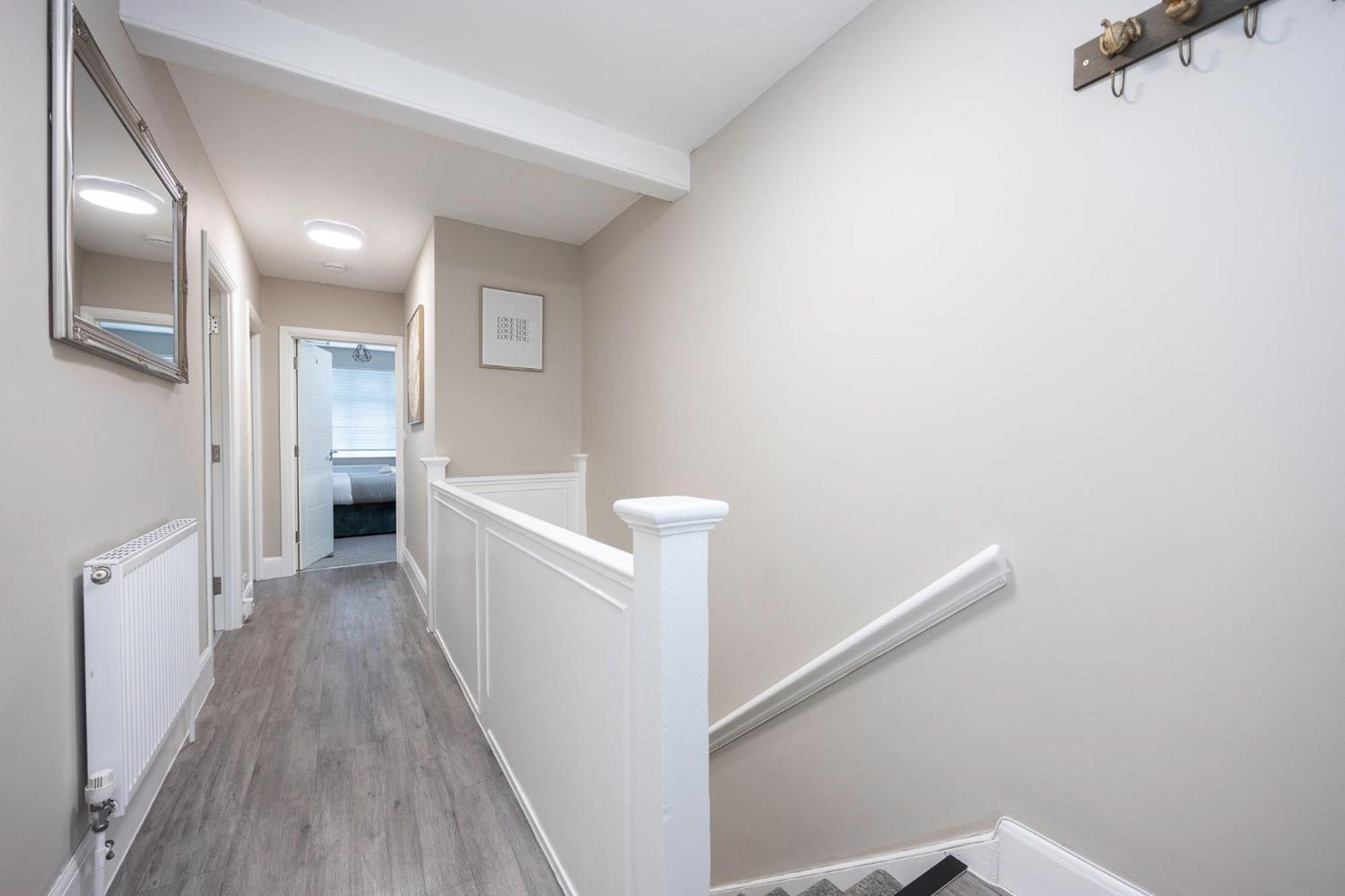 3 Bed, 3 Bath - By Primal Estates Short Lets In *