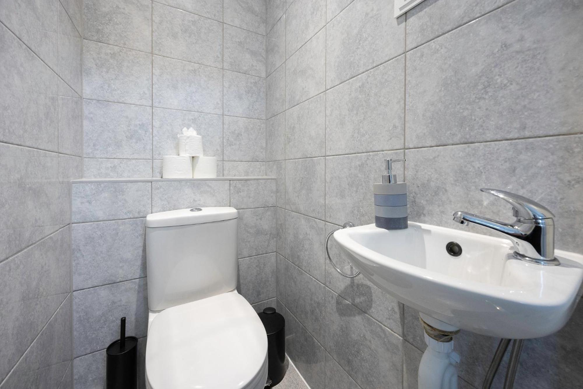 3 Bed, 3 Bath - By Primal Estates Short Lets In Apartment