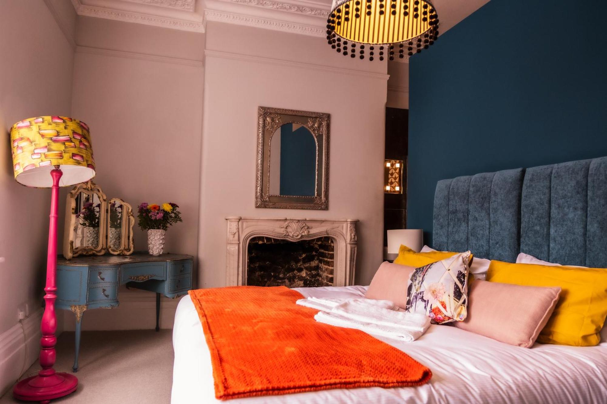 Apartment Elegant Retreat With Private Parking & Garden Brighton