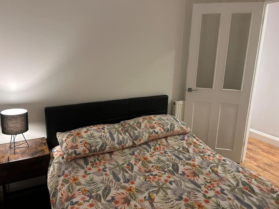 Self Contained Two Apartment, Own Entrance, Private Parking Apartment