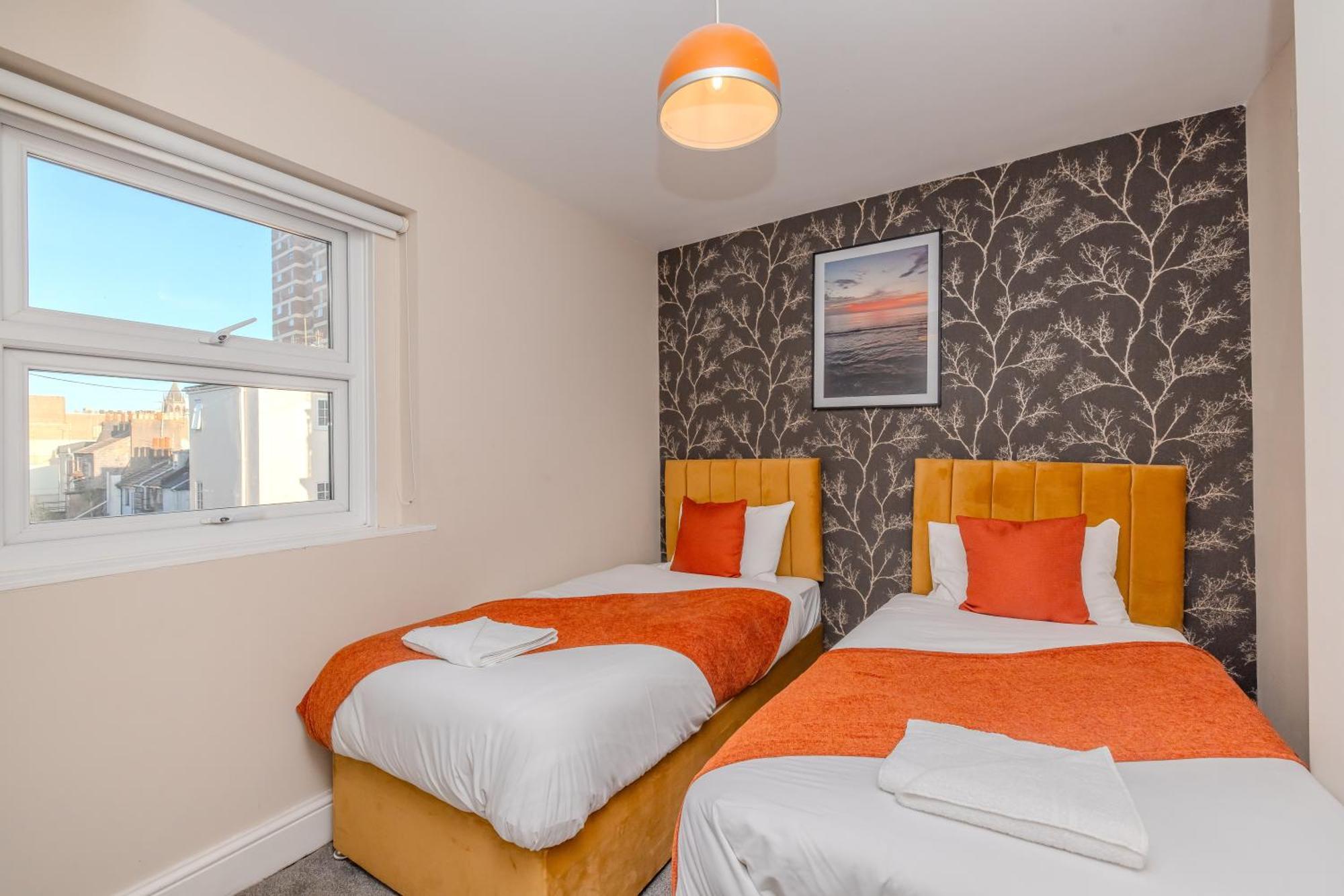 Apartment 2bedroom 1 Bathroom Flat Next To