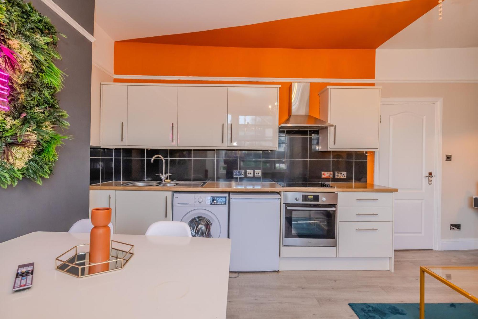 Apartment 2bedroom 1 Bathroom Flat Next To Brighton