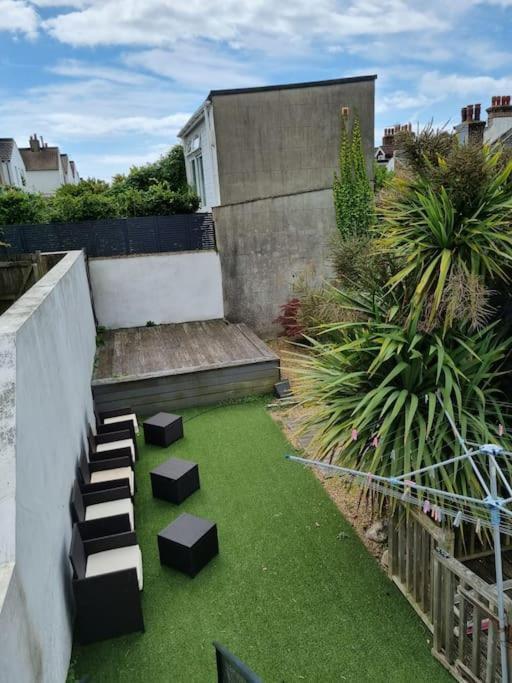 Apartment Chic In By The Lanes