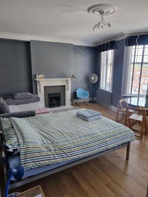 Cozy In The Heart Of Apartment Brighton