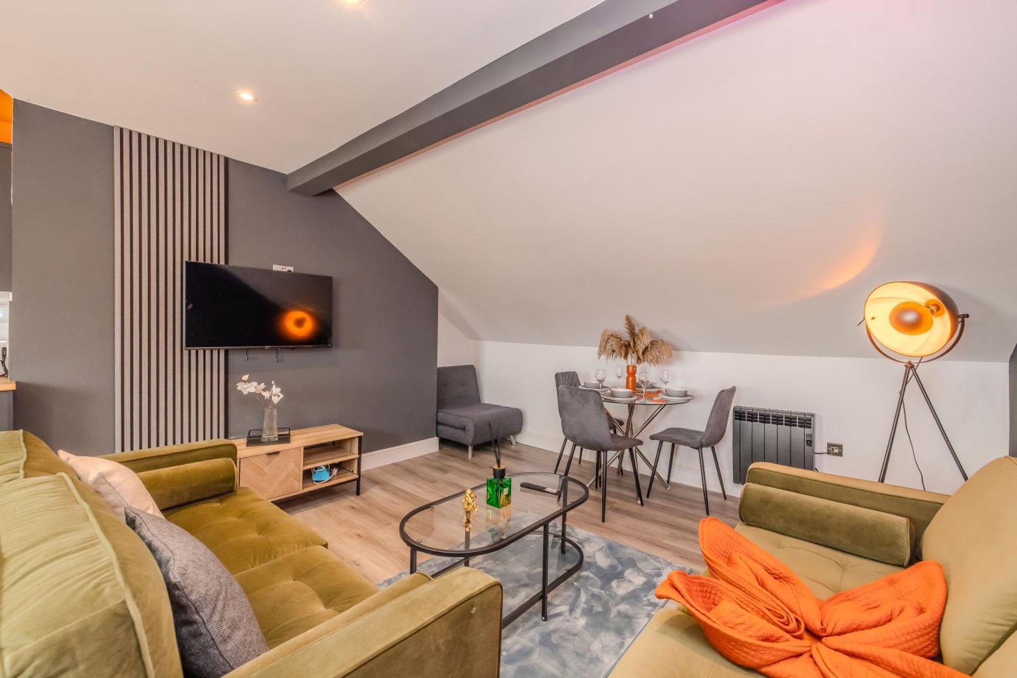 Stylish 2-br For 7 Guests Free Parking In Church Road * Brighton