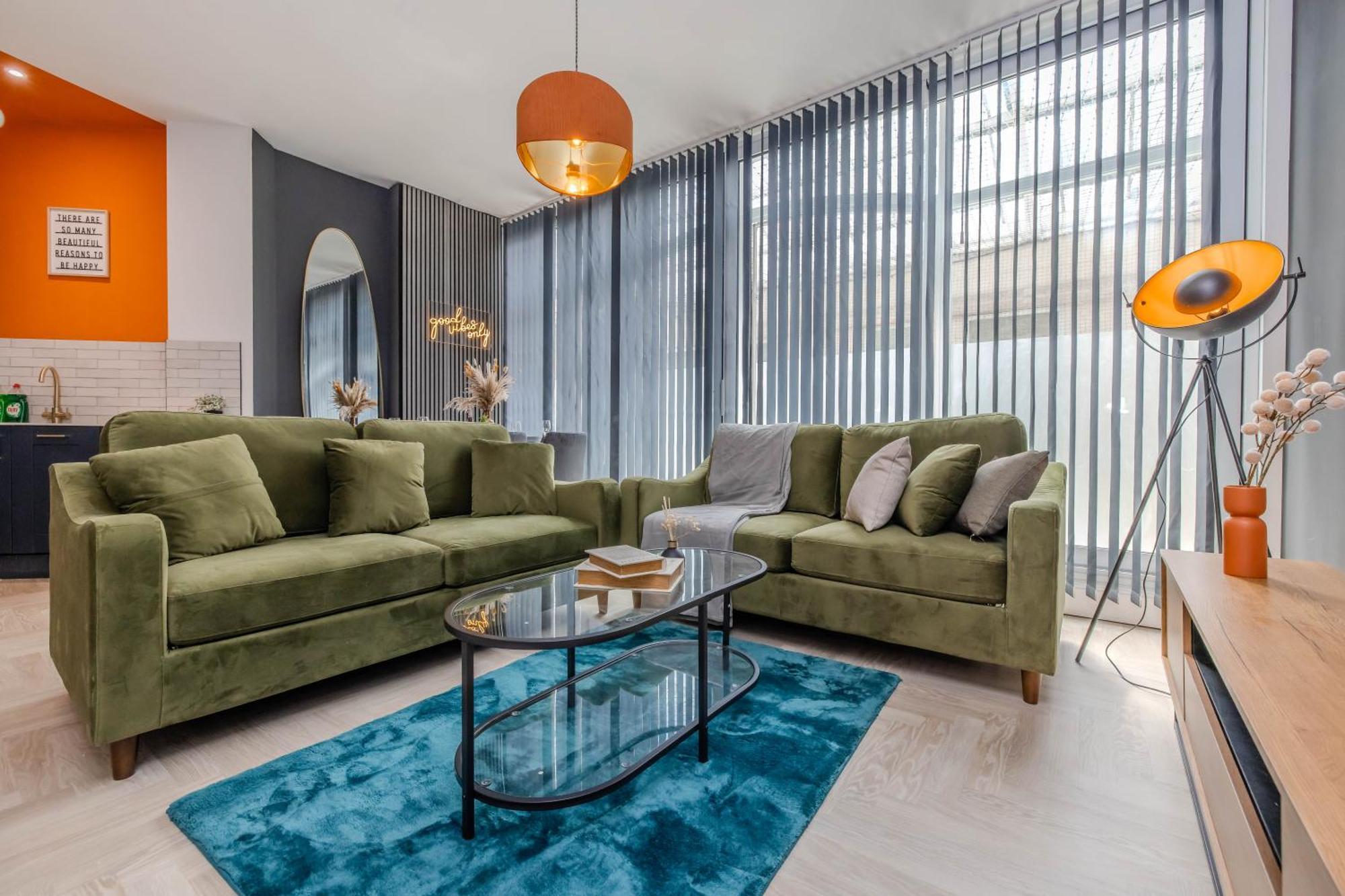 Perfect I 3 Bedroom I Next To I Sleep 10 Brighton