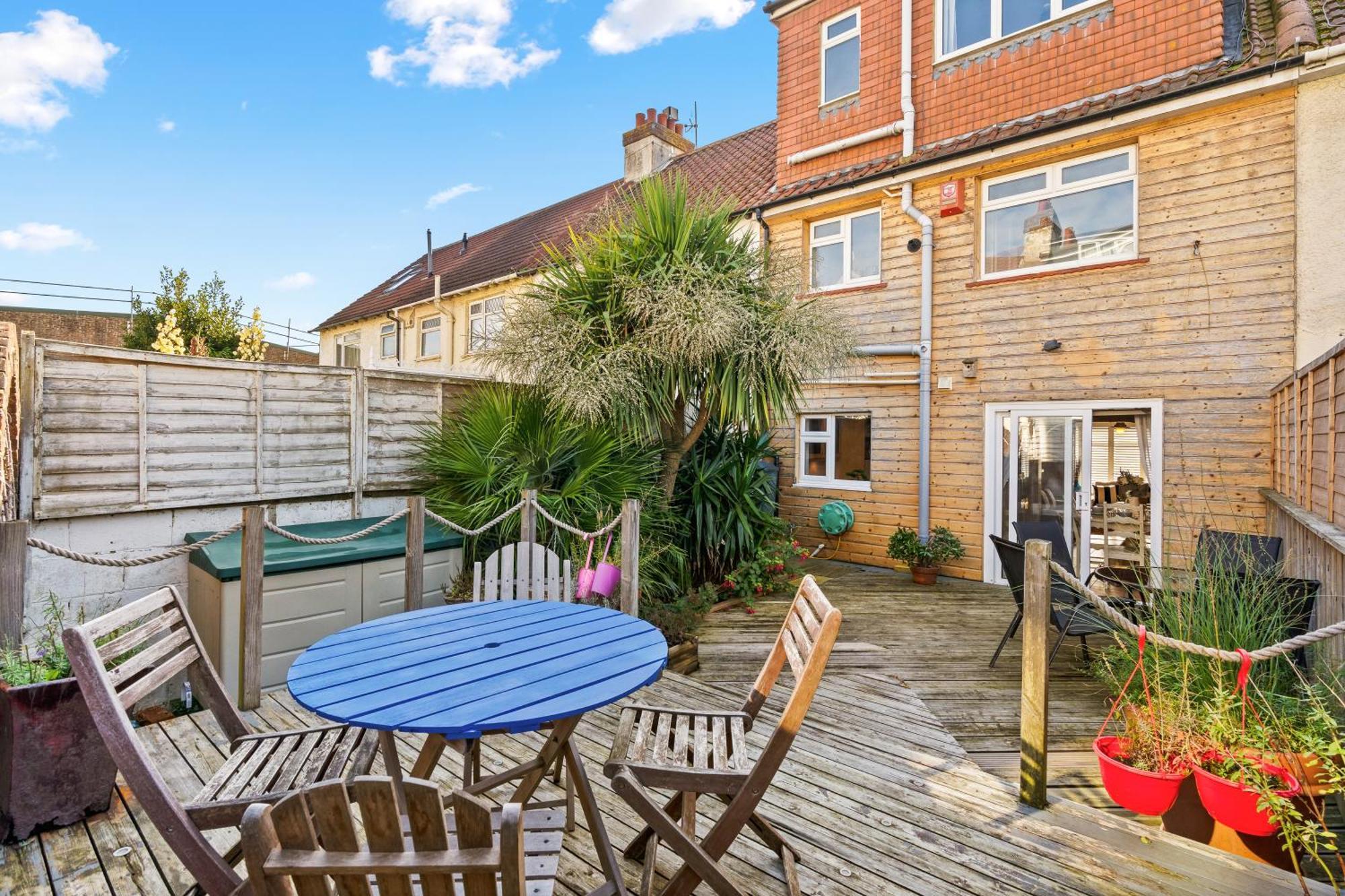 Holiday home Large House With Free Parking *