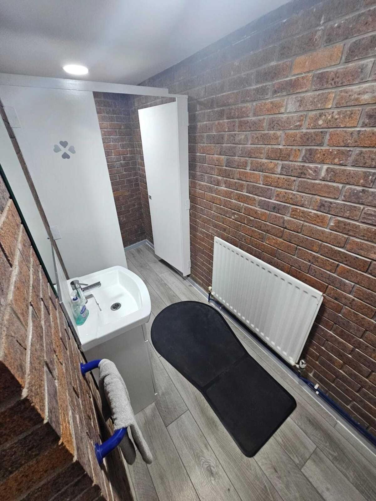 Aparthotel Queens Place -