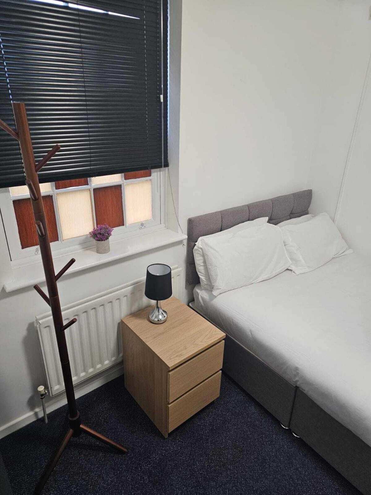 Aparthotel Queens Place -