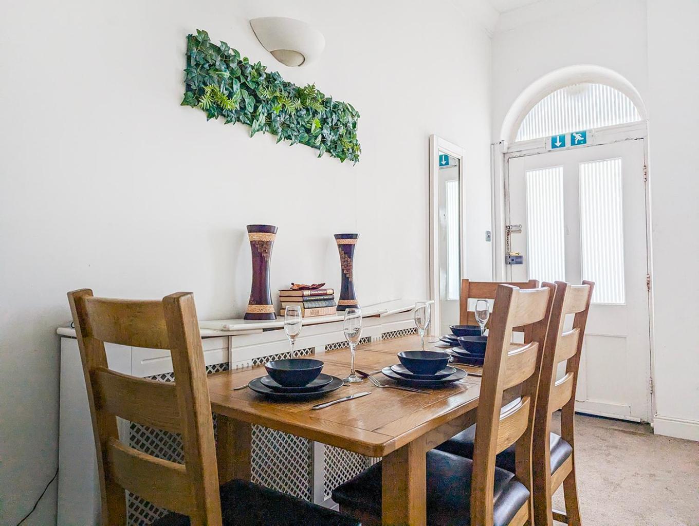 Apartment Marine Parade Sea View - By Lets