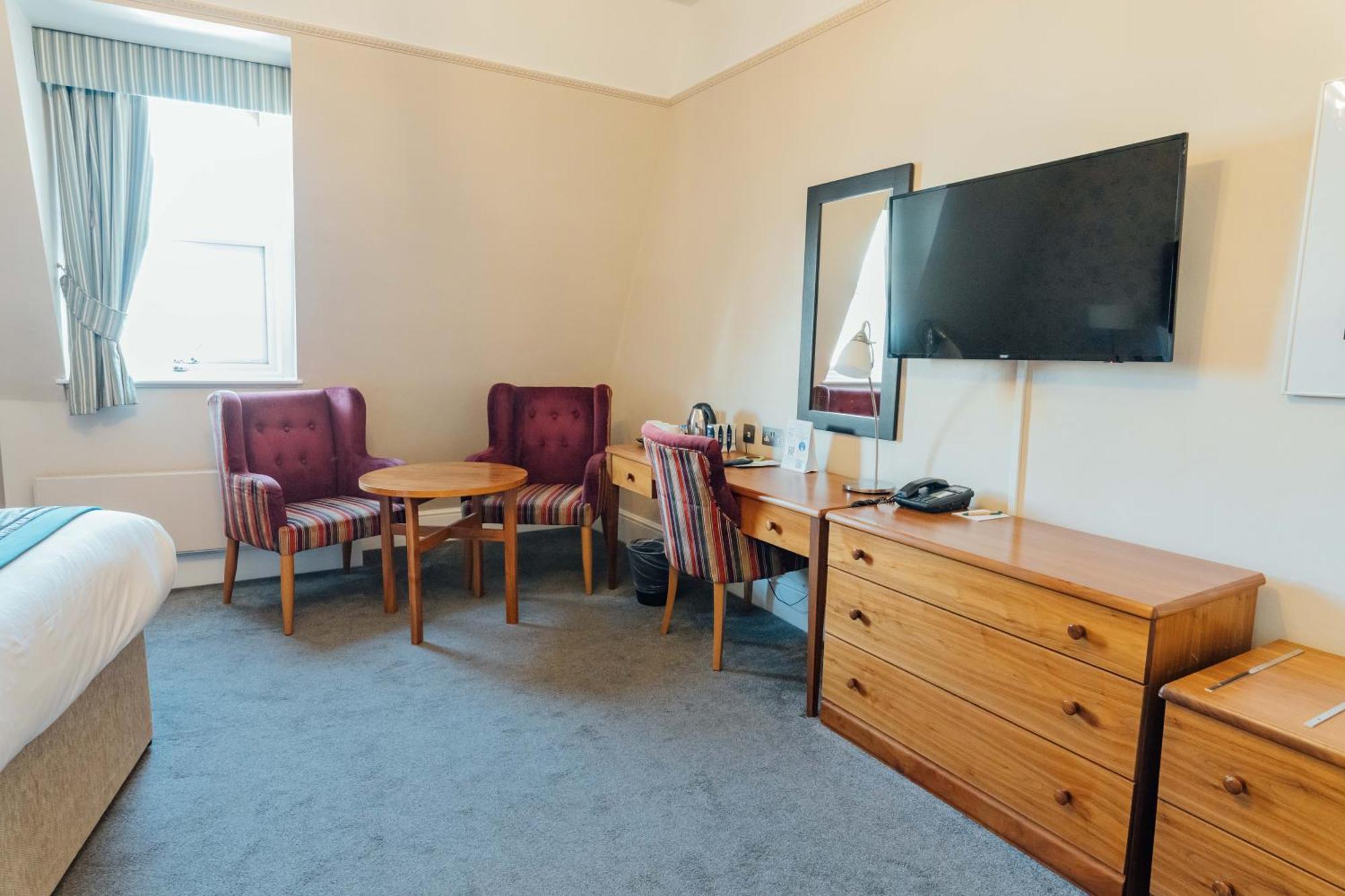 Hotel Queens & Brighton