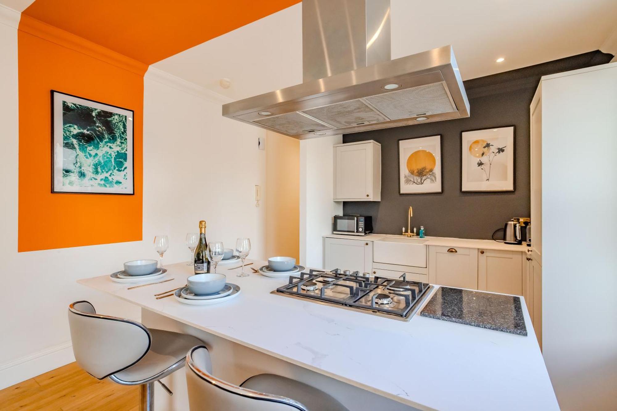 Apartment Free Parking I Beautiful Pad I Next To I 2 Bedroom Flat Brighton