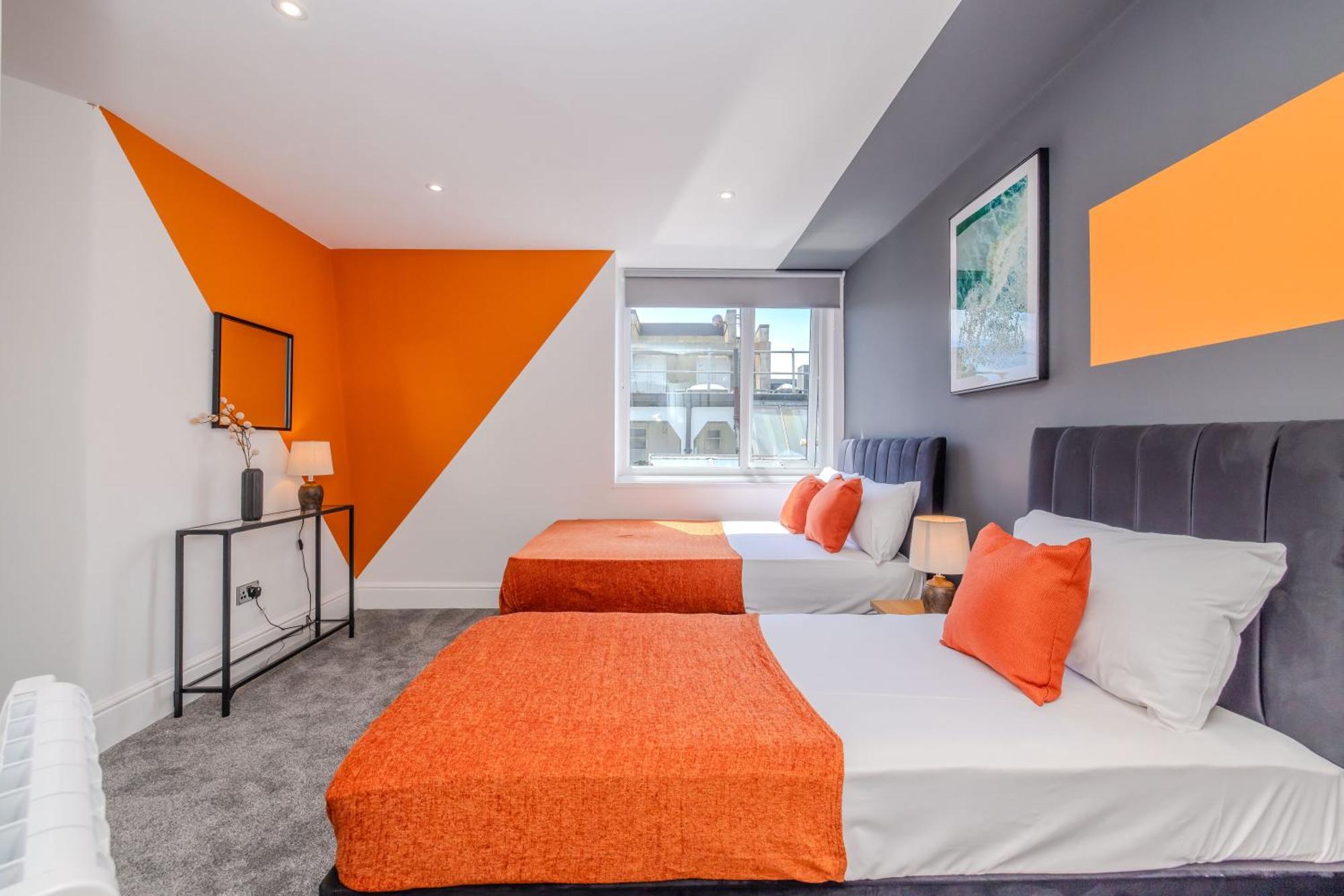 Beautiful Pad I Three Bedrooms I 2 Bathroom I Next To I Slp 10