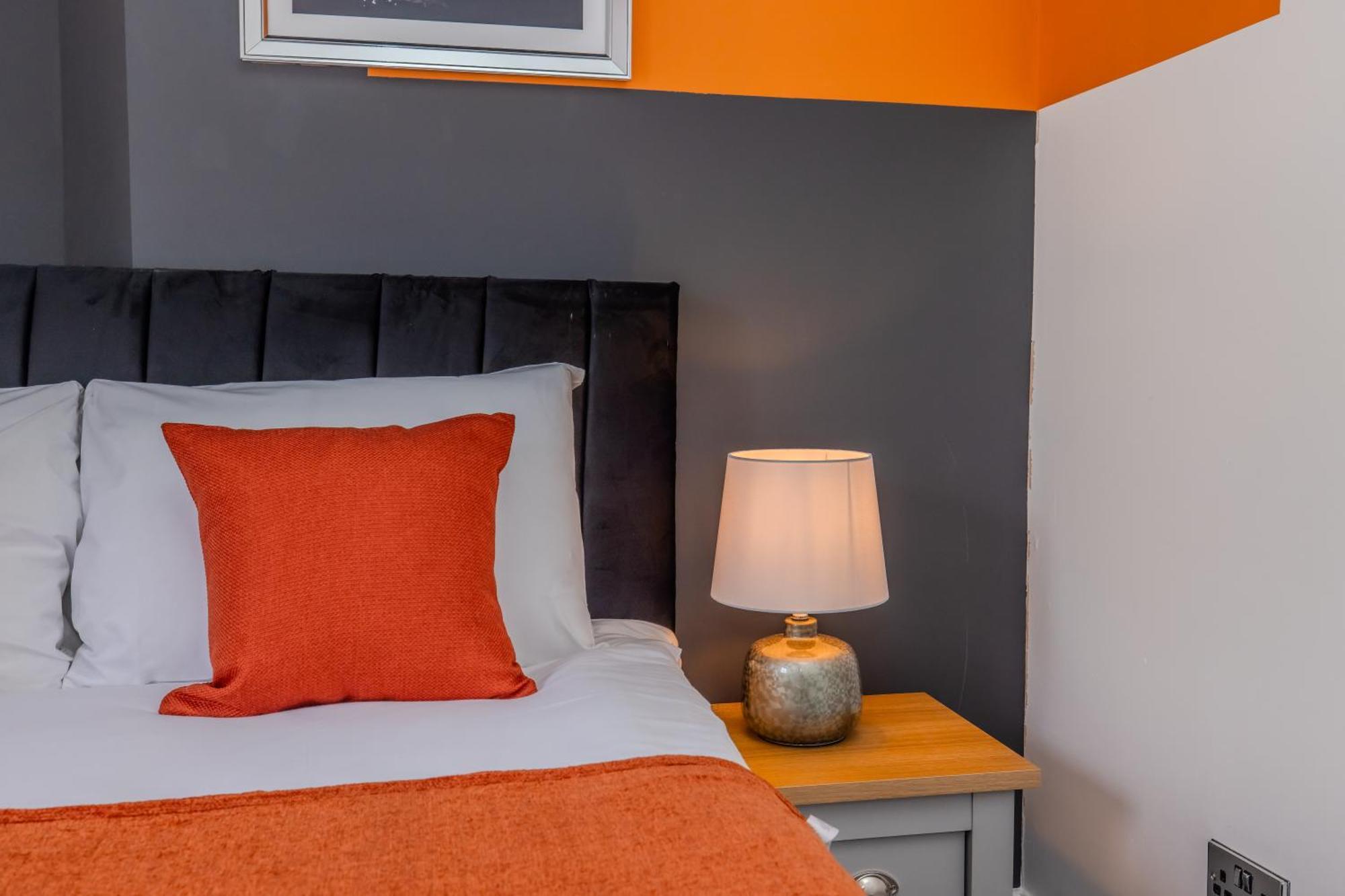 Beautiful Pad I Three Bedrooms I 2 Bathroom I Next To I Slp 10 Apartment Brighton