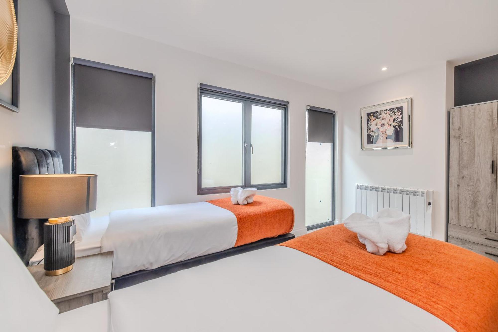 Spacious Next To Sleep 6 Brighton